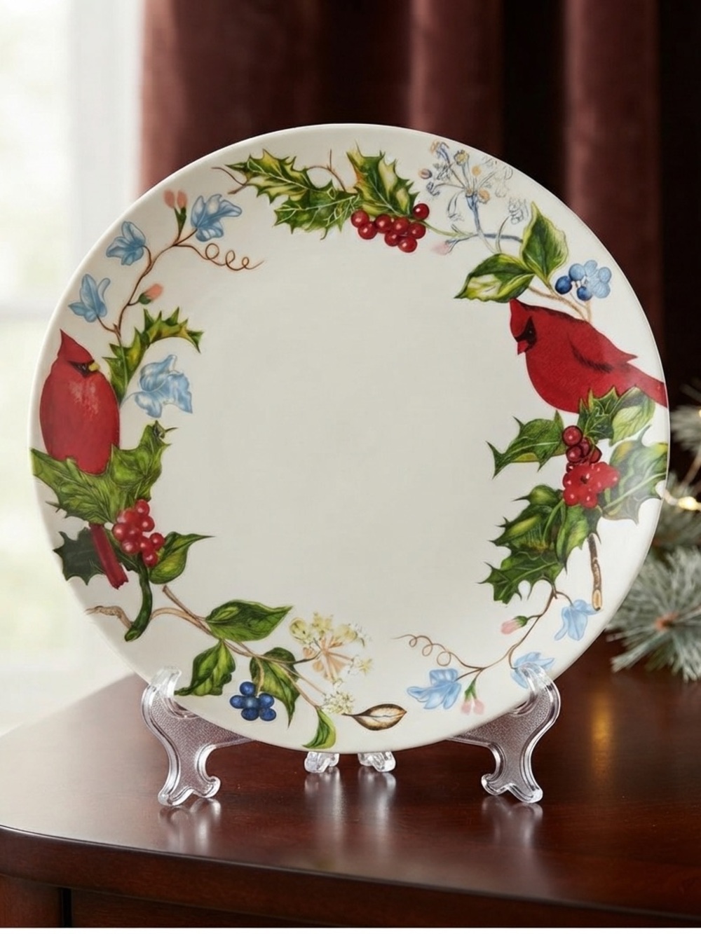Holly Cardinal by Portmeirion Festive Cardinal Decorative Plate